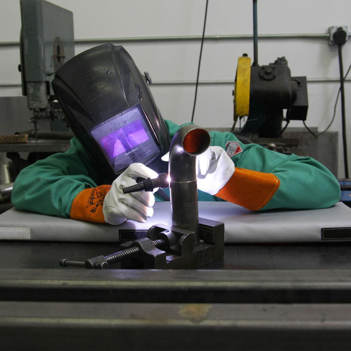 Hot Deal! Flame-Resistant Black Stallion SmashPad FR Welding Mat AP3015 for Comfortable Welding