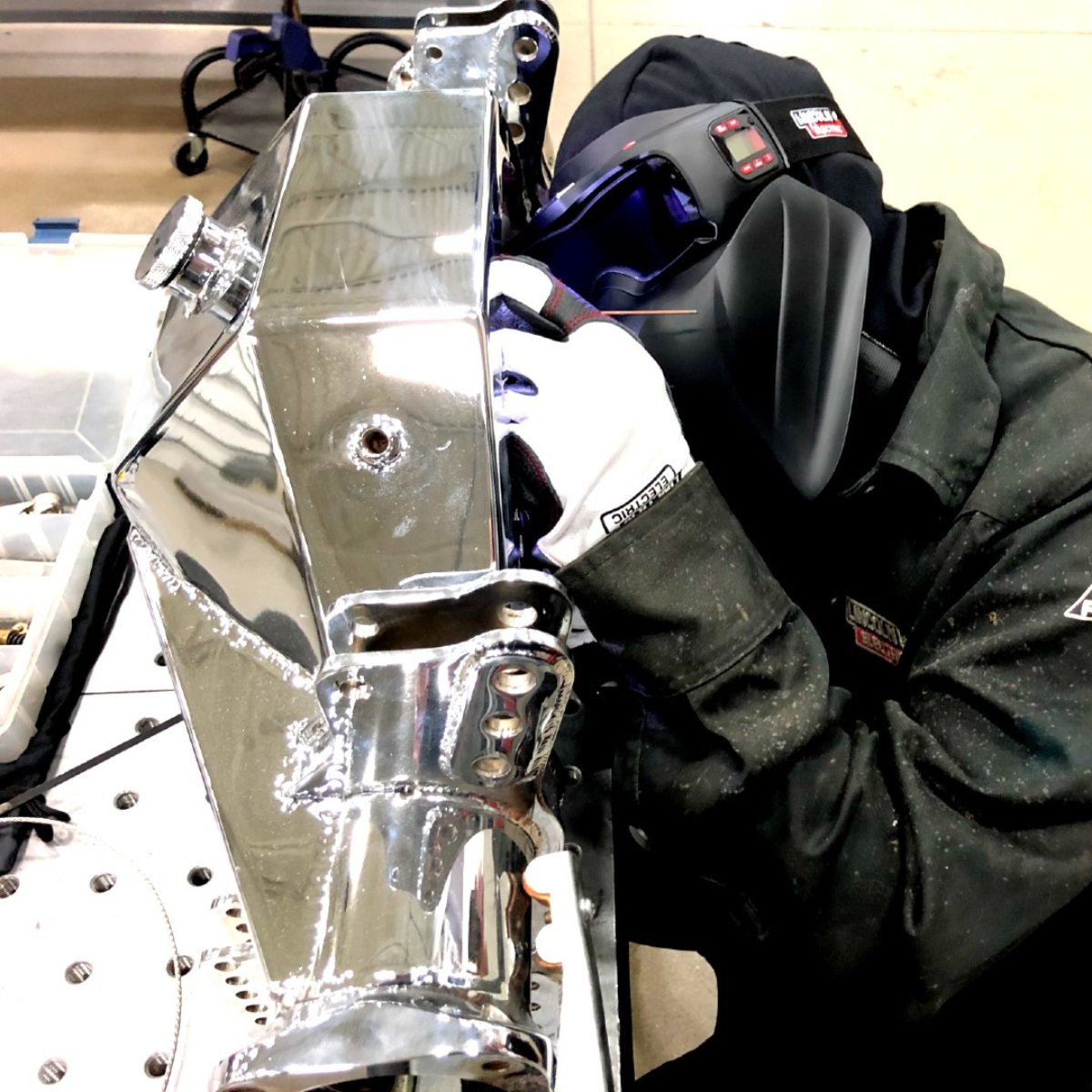 Exclusive Lincoln ArcSpecs K4643-1 Auto-Darkening Welding Goggles - Get Yours Now!