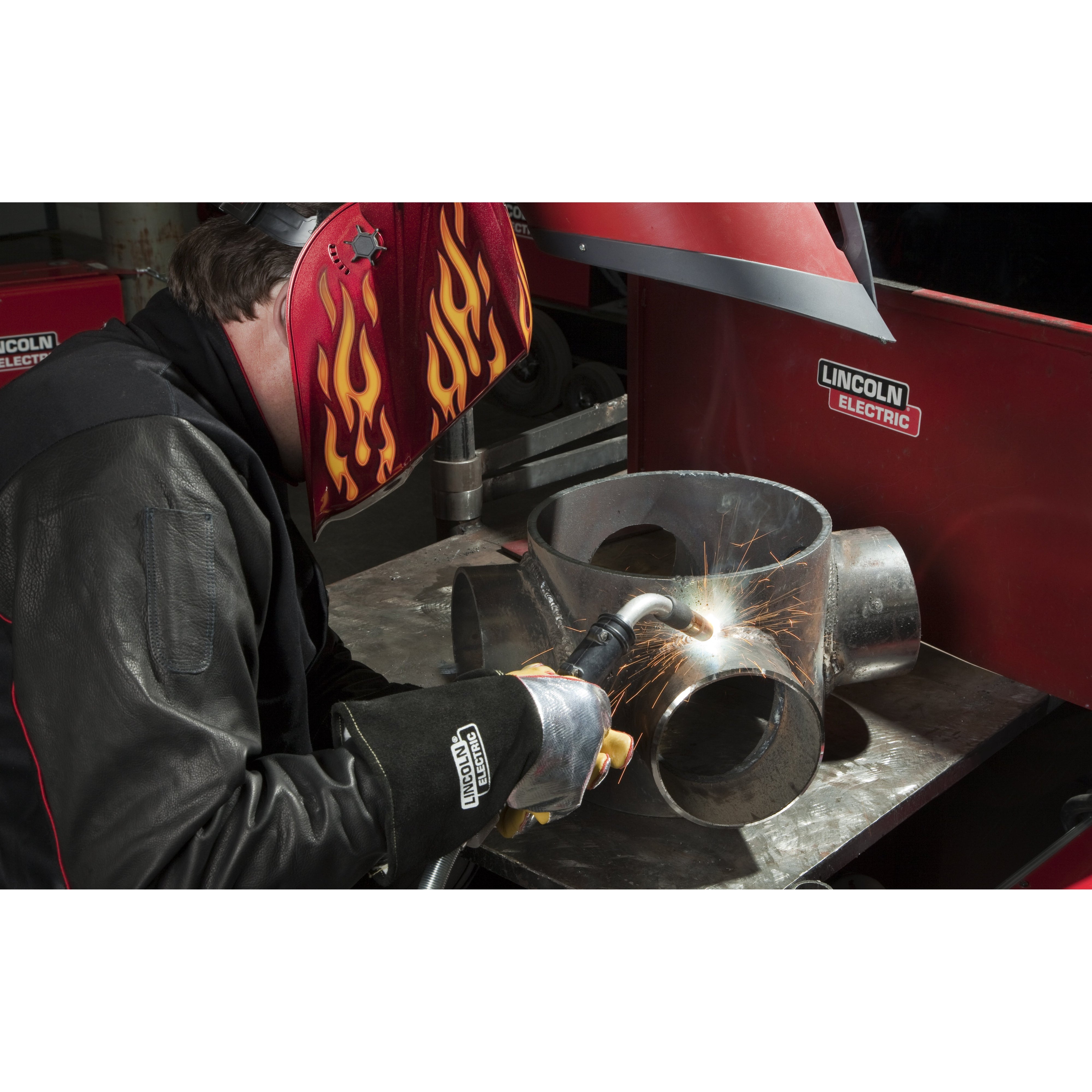 Hot Deal! Lincoln Aluminized High Heat-Resistant Welding Gloves - Model K2982