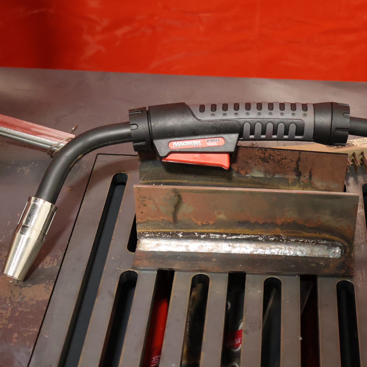 Hot Deal: Lincoln Magnum PRO 100L Lightweight Welding Gun