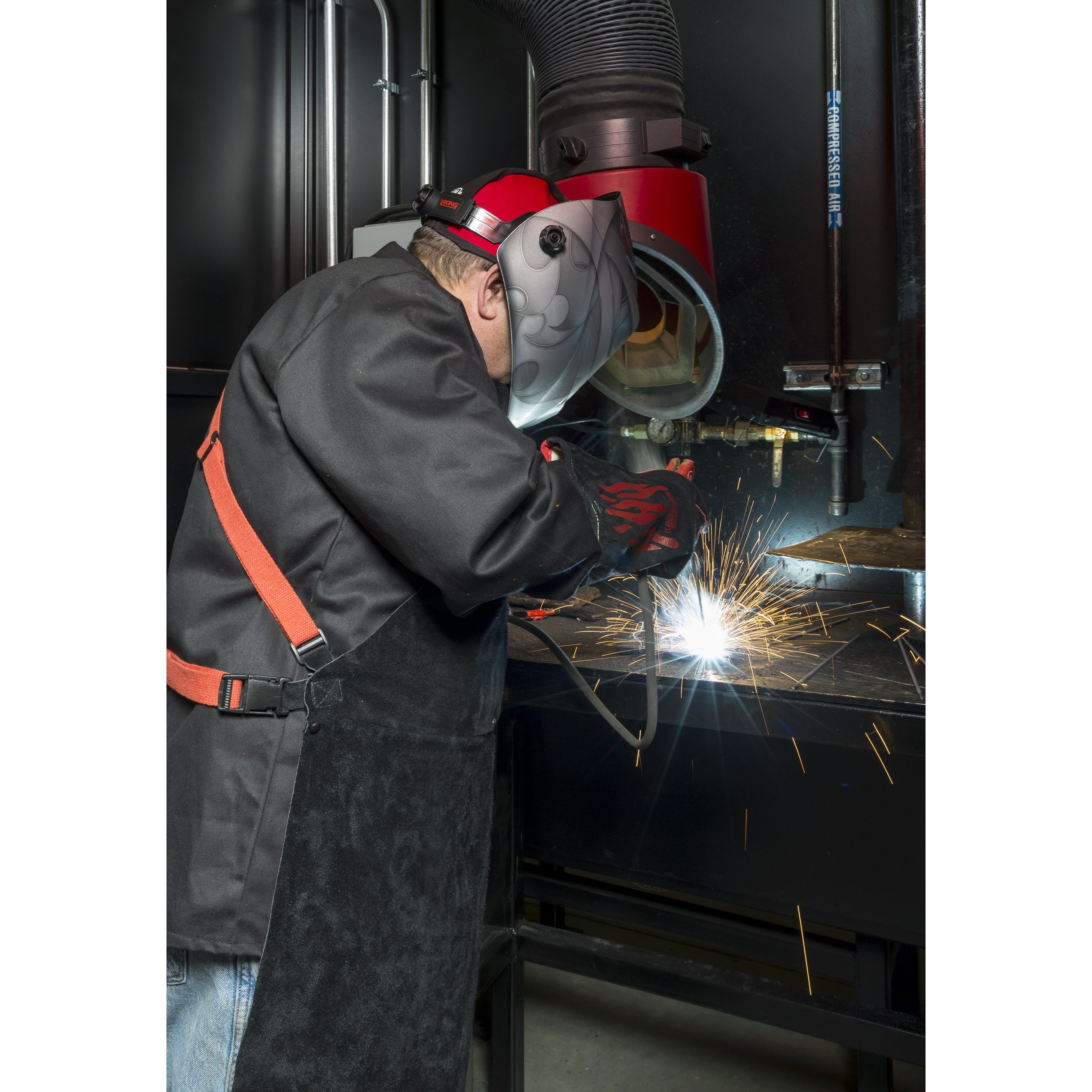 Lincoln Heavy-Duty Split Leather Welding Apron, One Size Fits All - K3110-ALL