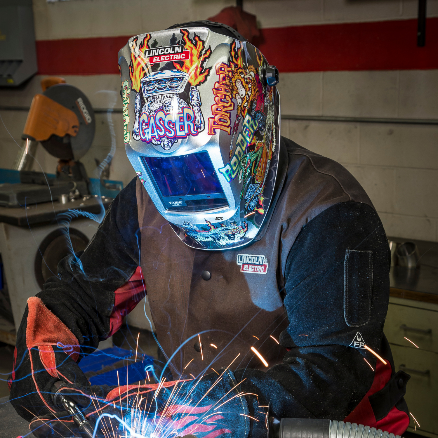 Lincoln Viking 3350 4C 4th Gen Hot Rodders Welding Helmet - K4440-4 | Upgrade Sale