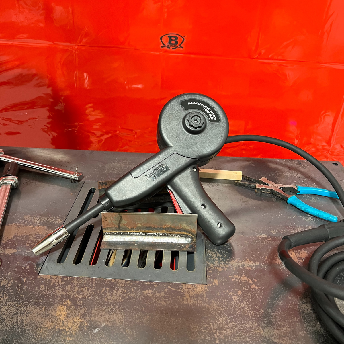Lincoln Magnum Pro 100SG Spool Gun K3269-1 - Ideal for Aluminum Welding, Low-Cost Solution