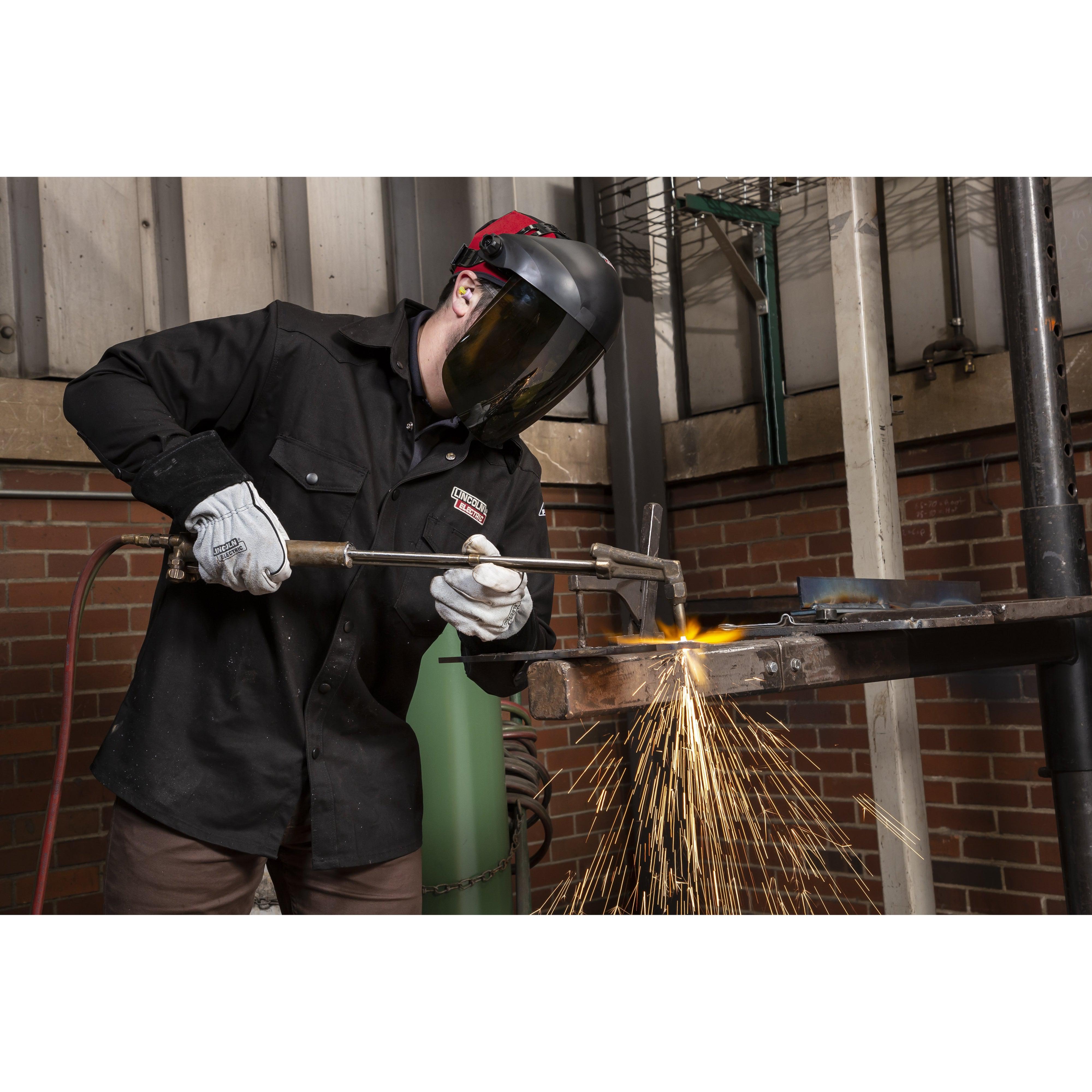 Exclusive Lincoln OMNIShield Clear Face Shield with Shade 3 IR/UV Lens - K3753-1 for Enhanced Protection