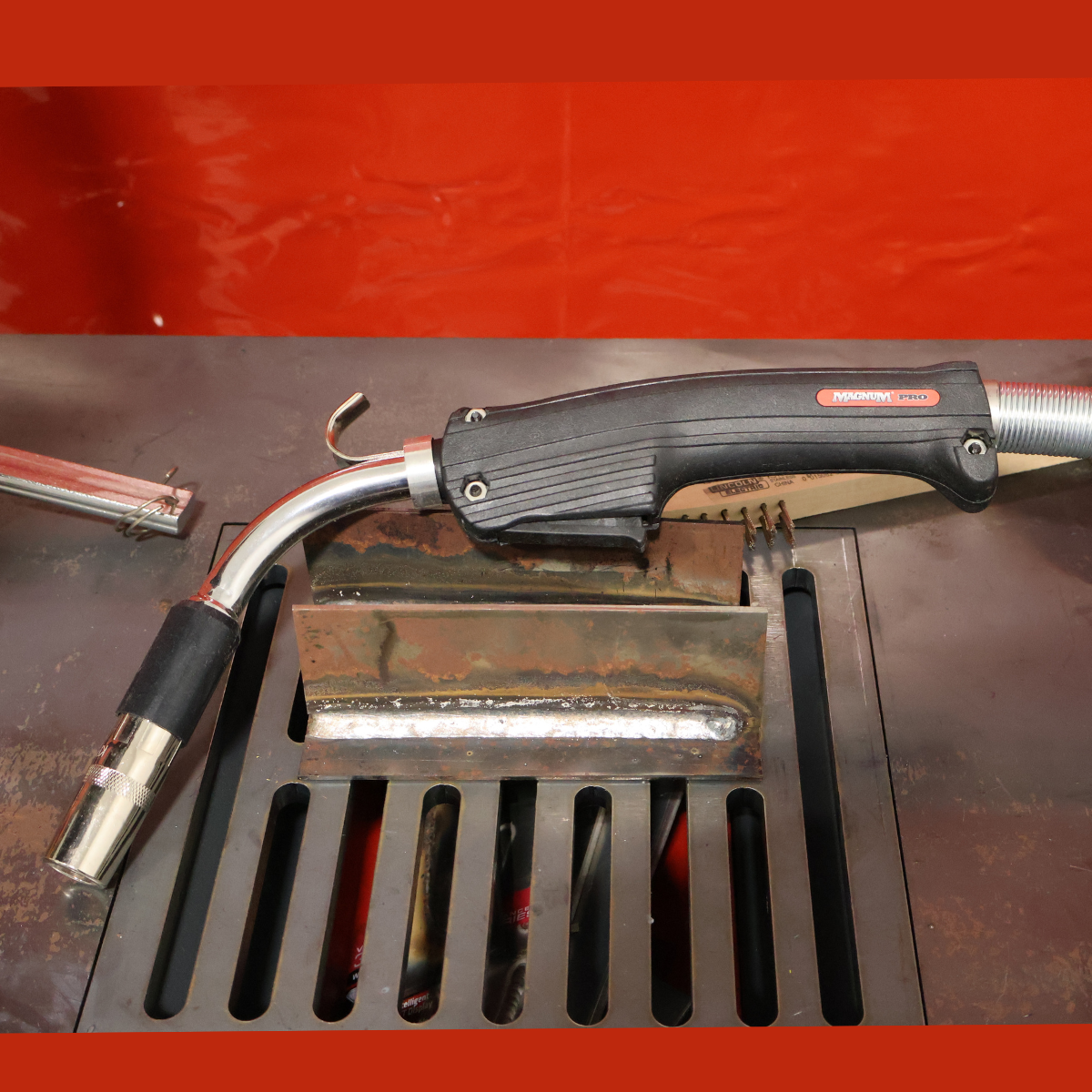 Lincoln Magnum Pro 300 Semi - Automatic Curved MIG Welding Gun