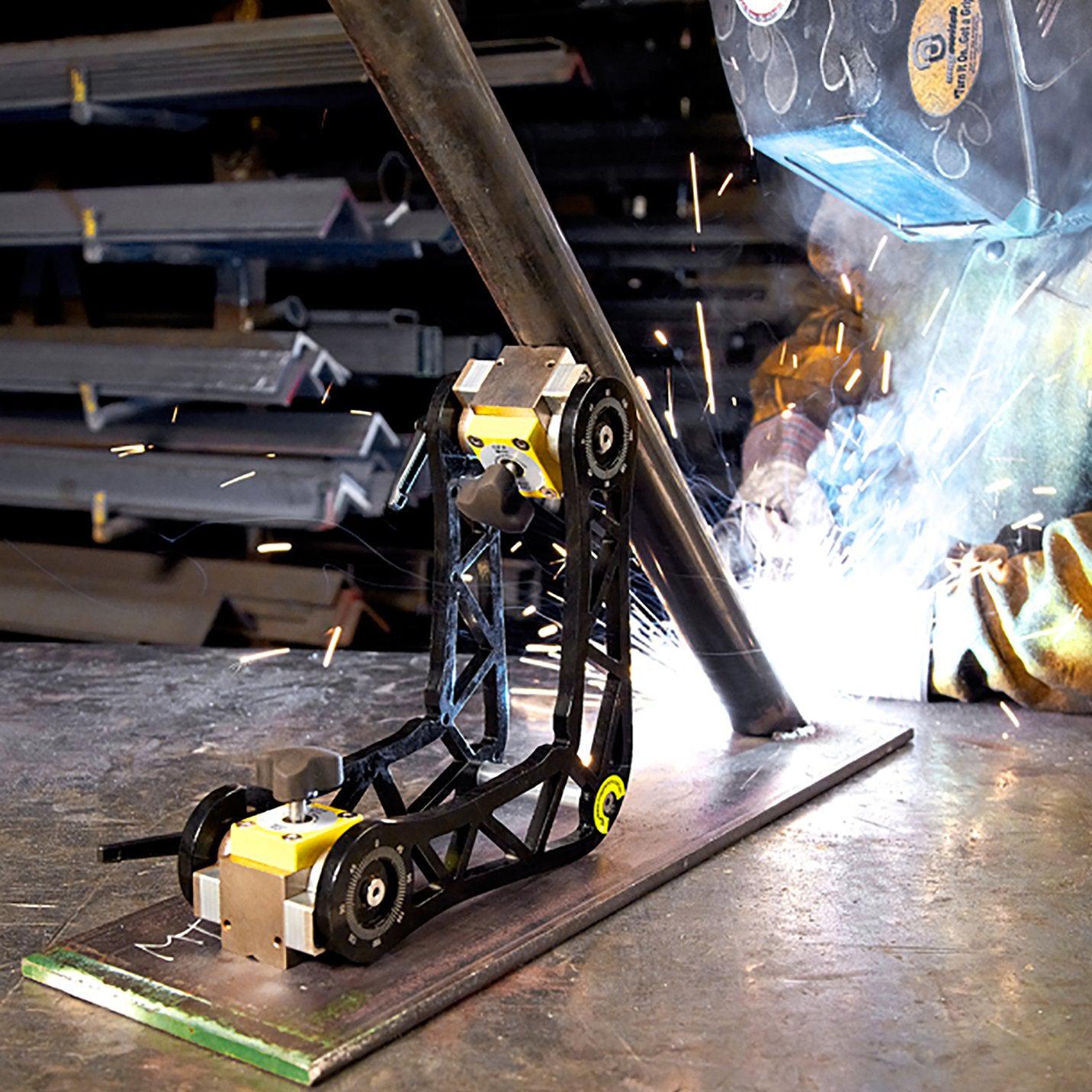 Powerful Magswitch Boomerangle 400 with 400 lb Holding Force - 8100453