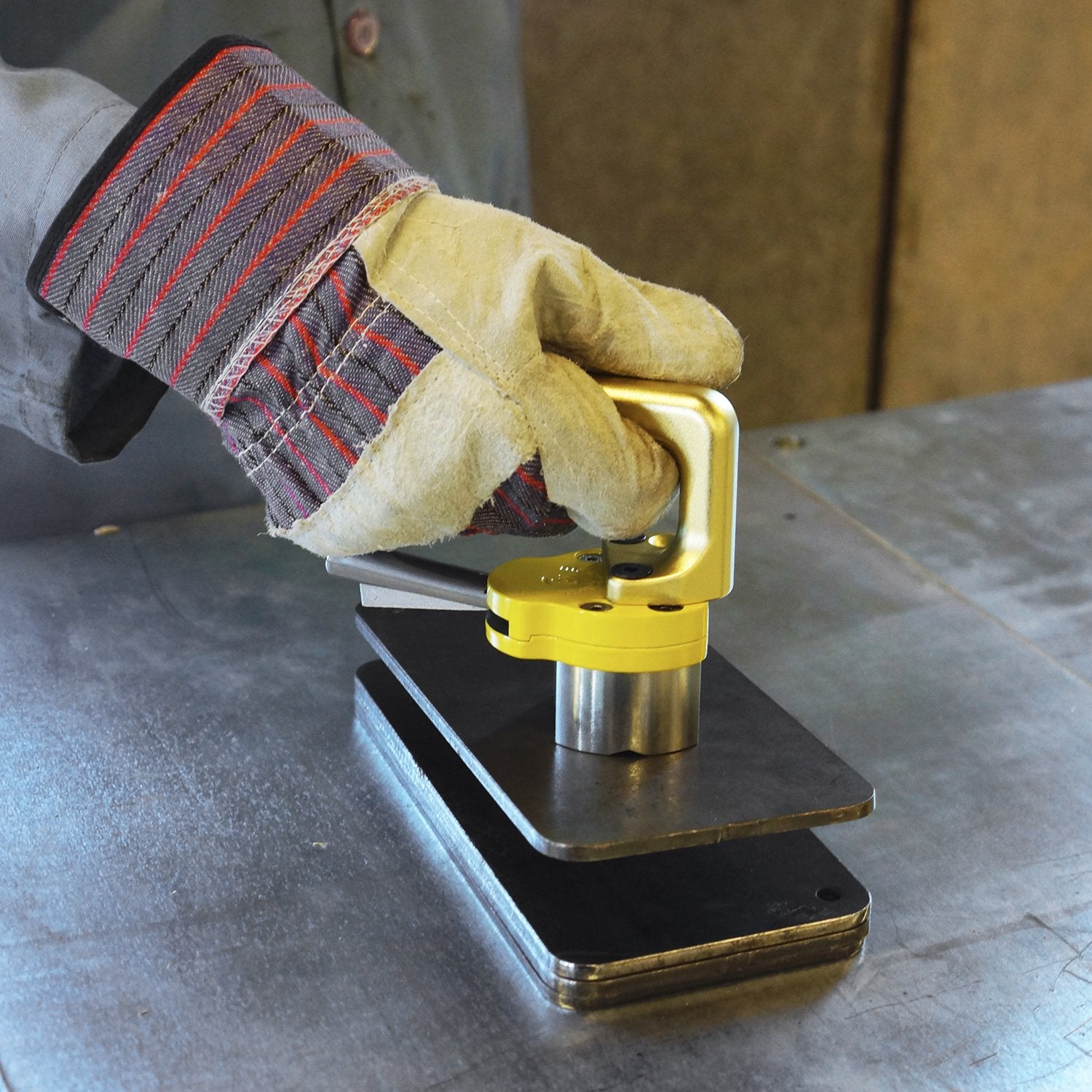 Magswitch 235 Fixed Hand Lifter - Ideal for Safe Steel Handling, 8100795